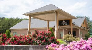 Columbus Inn and Suites front entrance